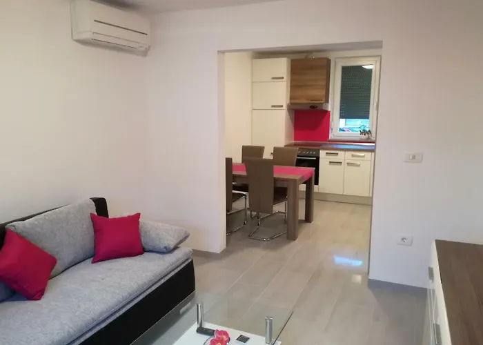 Apartizola * イゾラ