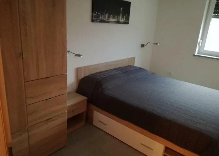 アパート Apartizola